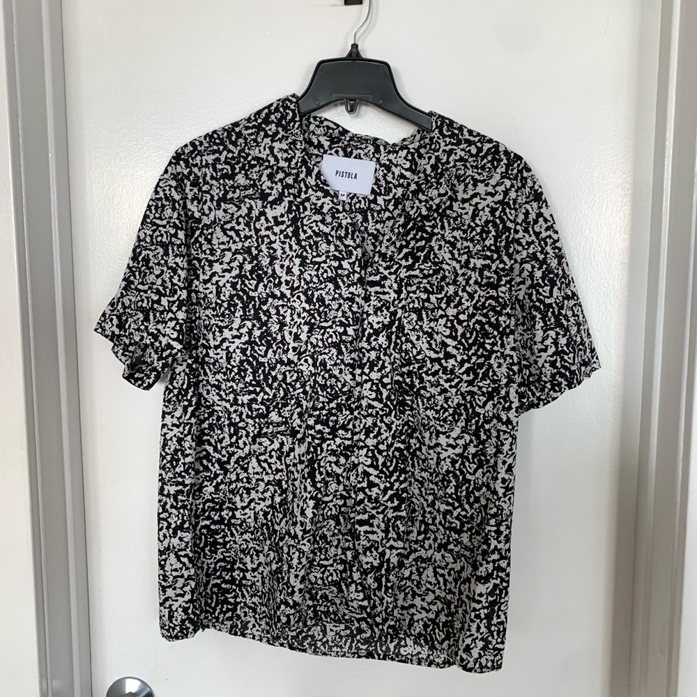 PISTOLA button up